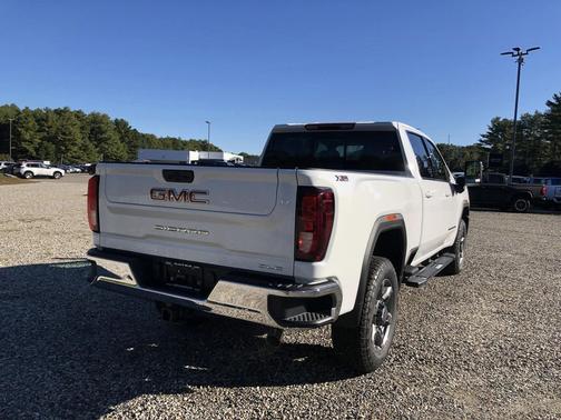 2026 GMC Sierra 2500 SLE