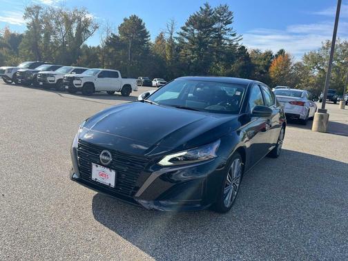 Super Black 2026 Nissan Altima SV AWD