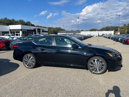 Super Black 2026 Nissan Altima SV AWD