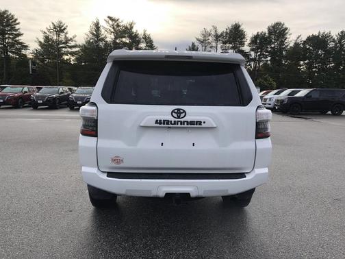 2021 Toyota 4Runner SR5
