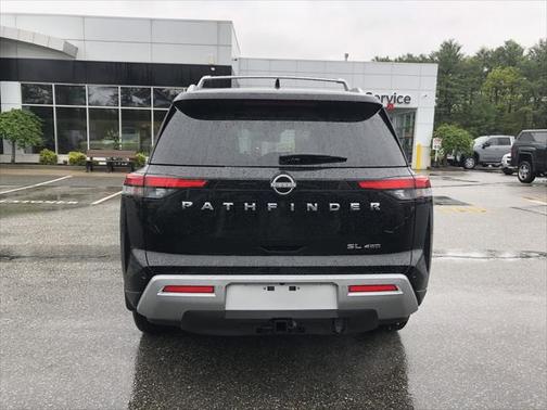 2025 Nissan Pathfinder SL 4WD