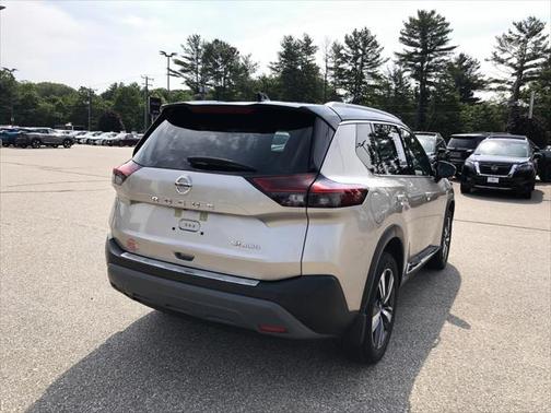 2021 Nissan Rogue SL