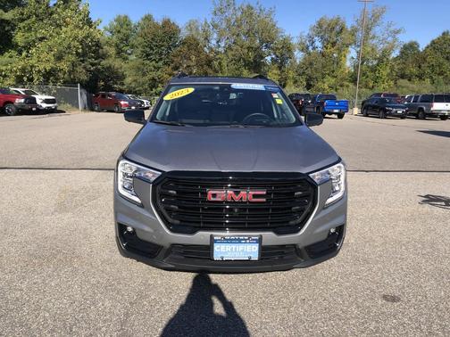 2023 GMC Terrain SLT