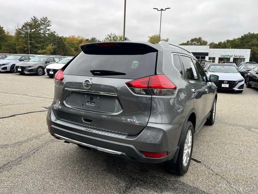 Gun Metallic 2017 Nissan Rogue SV
