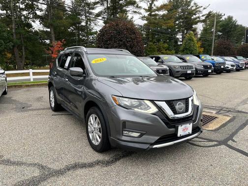 Gun Metallic 2017 Nissan Rogue SV