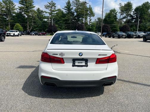 Alpine White 2019 BMW M550 i Xdrive