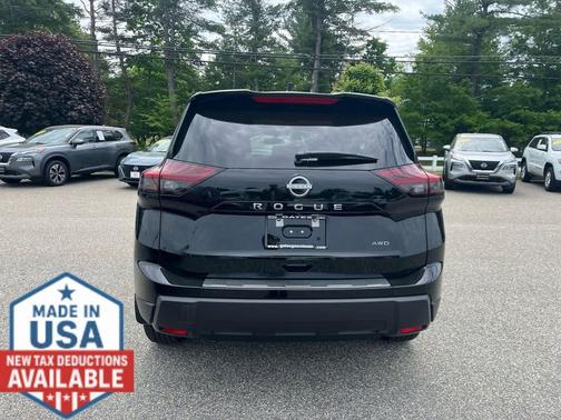 Super Black 2026 Nissan Rogue SV