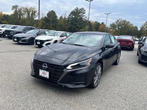 Super Black 2026 Nissan Altima SV AWD