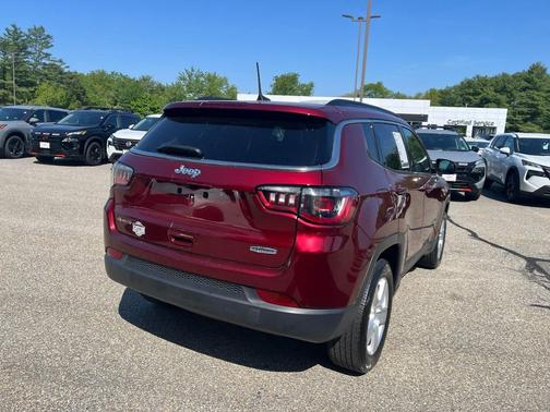 Velvet Red Pearlcoat 2022 Jeep Compass Latitude
