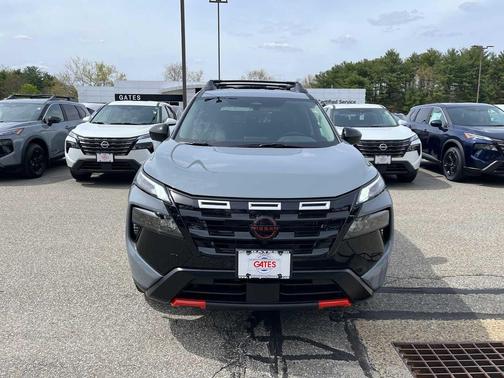 Boulder Gray Pearl 2026 Nissan Rogue Rock Creek