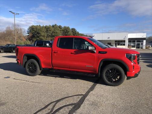 2025 GMC Sierra 1500 Elevation