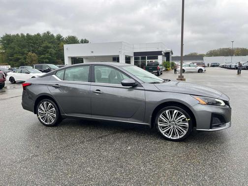 Gun Metallic 2026 Nissan Altima SV AWD