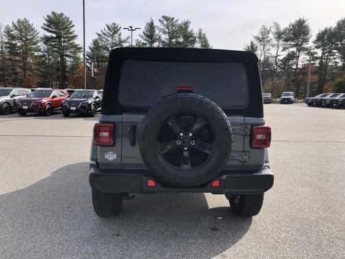 2022 Jeep Wrangler Unlimited Sahara