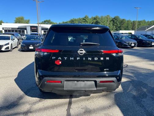 Super Black 2024 Nissan Pathfinder S 4WD