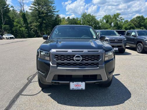 Super Black 2026 Nissan Frontier SV