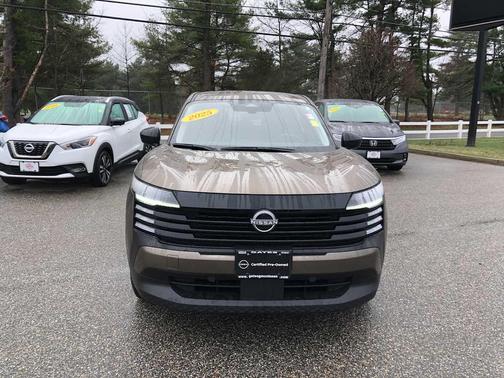 Canyon Bronze Metallic 2025 Nissan Kicks S