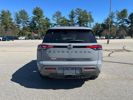 Boulder Gray Pearl 2026 Nissan Pathfinder Platinum