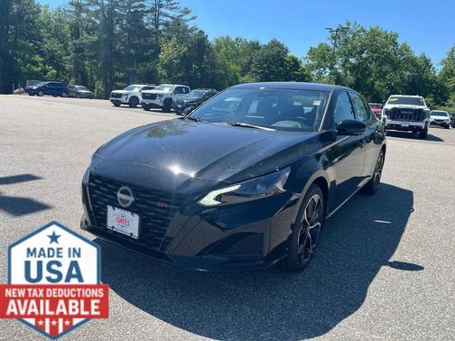 Super Black 2026 Nissan Altima SR AWD