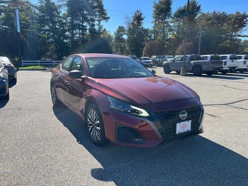 Scarlet Ember Tintcoat 2026 Nissan Altima SV AWD