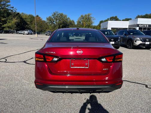 Scarlet Ember Tintcoat 2026 Nissan Altima SV AWD