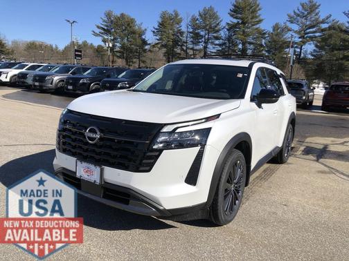 2026 Nissan Pathfinder SL