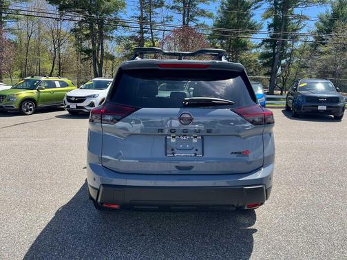 Boulder Gray Pearl 2026 Nissan Rogue Rock Creek