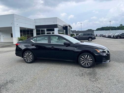 Super Black 2026 Nissan Altima SV AWD