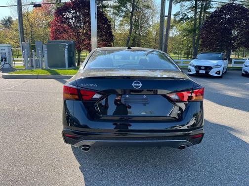 Super Black 2026 Nissan Altima SV AWD