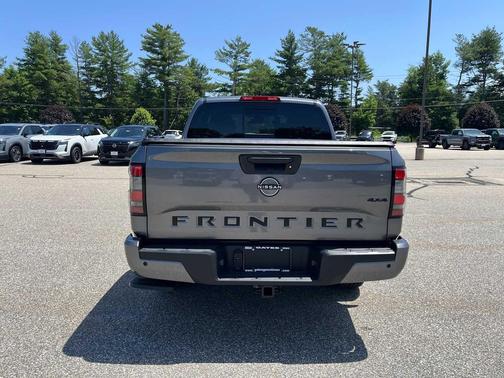 Gun Metallic 2026 Nissan Frontier SV