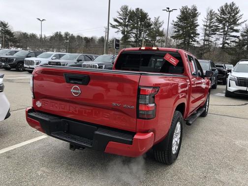2023 Nissan Frontier SV