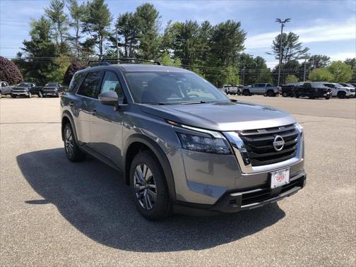 2025 Nissan Pathfinder SV 4WD