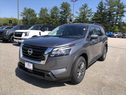 2025 Nissan Pathfinder SV 4WD