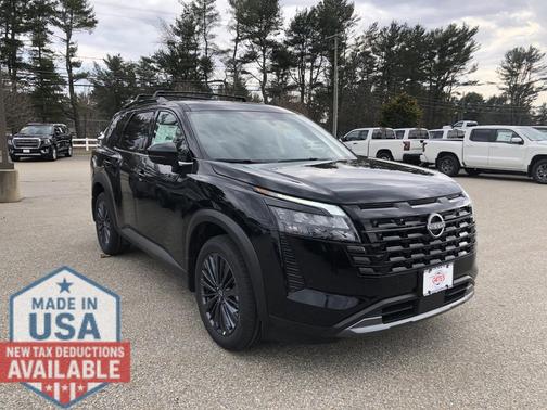 2026 Nissan Pathfinder SL