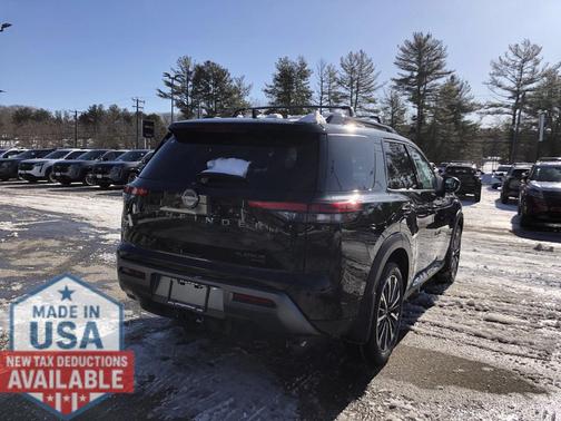 2026 Nissan Pathfinder Platinum