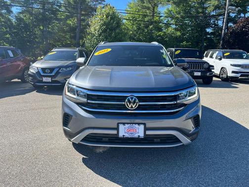 Platinum Gray Metallic 2022 Volkswagen Atlas Cross Sport 3.6L V6 SE w/Technology