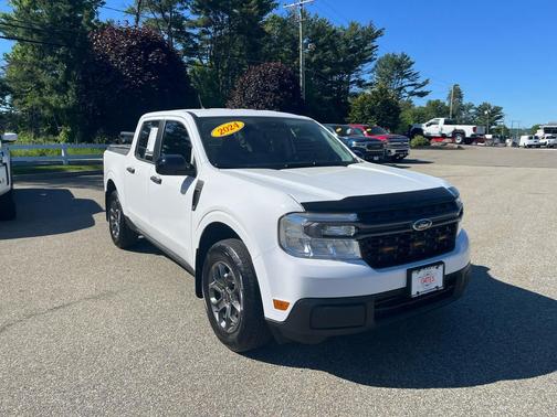 Oxford White 2024 Ford Maverick XLT