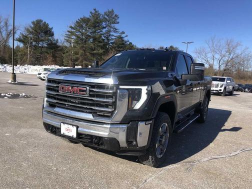 Onyx Black 2026 GMC Sierra 2500 SLE