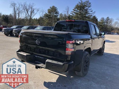 Super Black 2026 Nissan Frontier SV