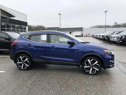 2020 Nissan Rogue Sport SL