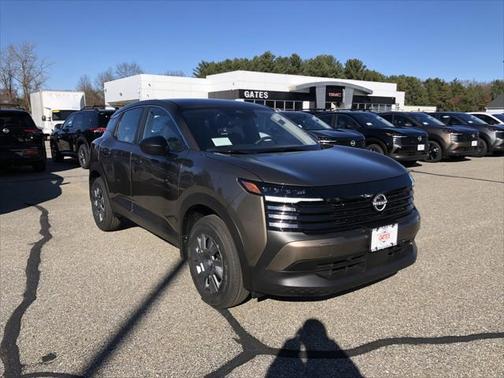 2025 Nissan Kicks S