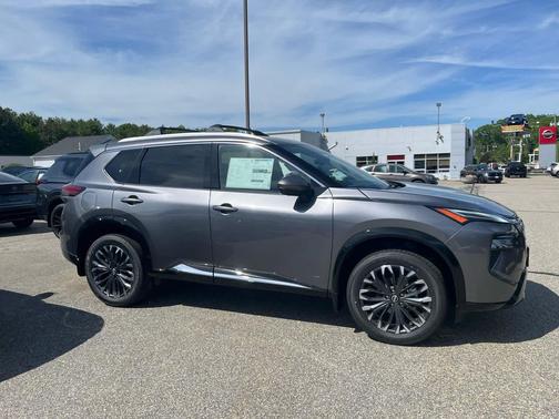 Gun Metallic 2026 Nissan Rogue Platinum