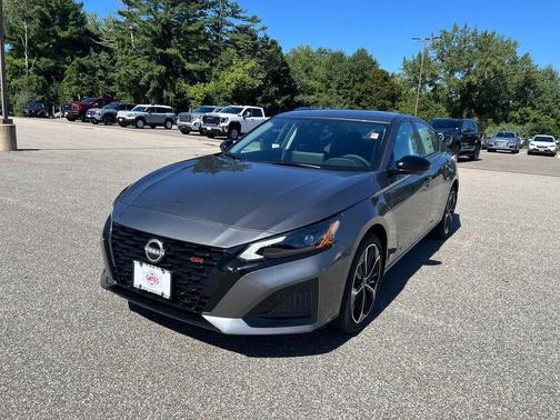 Gun Metallic 2026 Nissan Altima SR AWD
