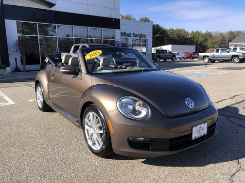 2015 Volkswagen Beetle Auto 1.8T w/Tech