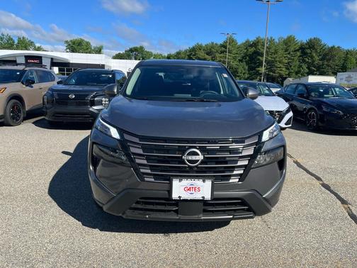 Gun Metallic 2026 Nissan Rogue SV