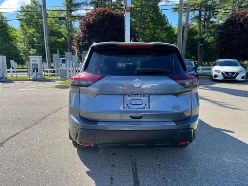 Gun Metallic 2026 Nissan Rogue SV