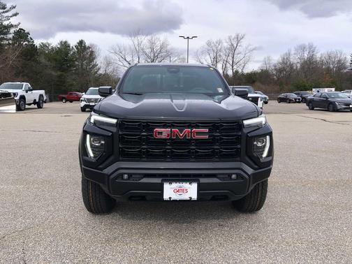 Onyx Black 2026 GMC Canyon Elevation