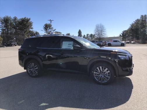 2025 Nissan Pathfinder SL 4WD