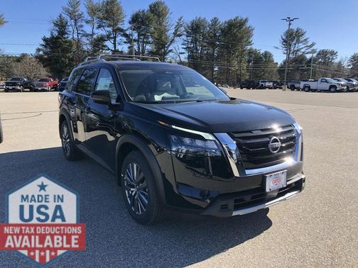 2025 Nissan Pathfinder SL 4WD