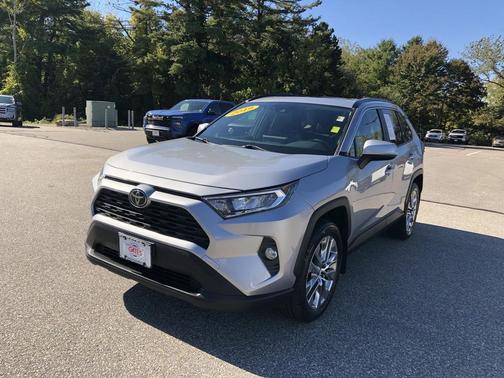 2019 Toyota RAV4 XLE Premium