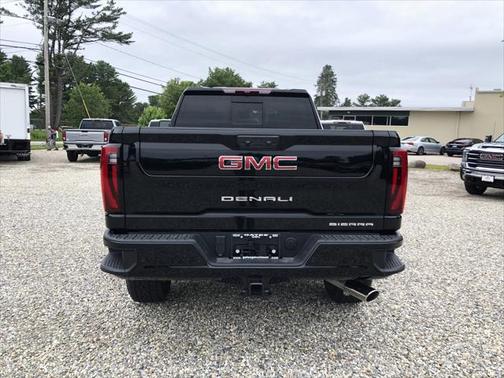 2025 GMC Sierra 2500 Denali